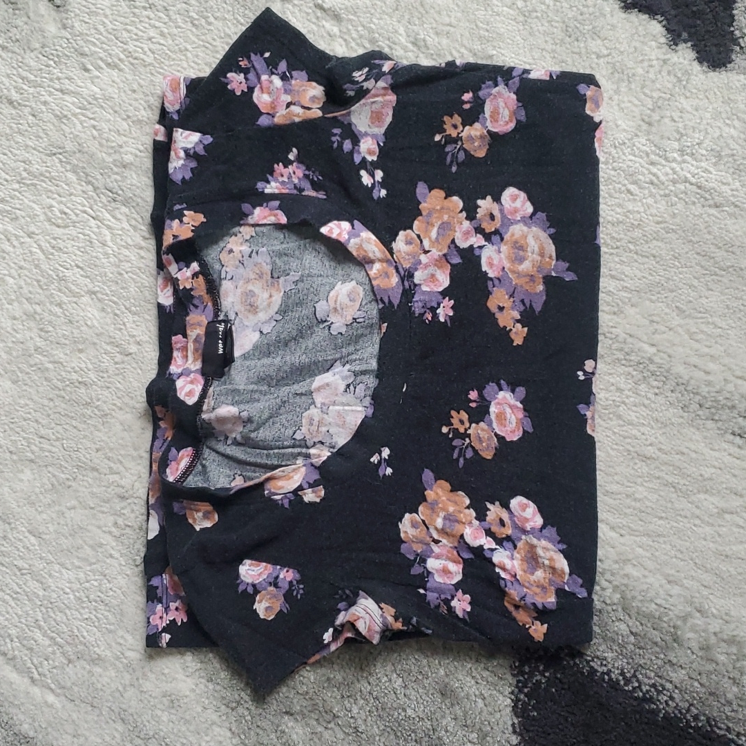 Floral Shortsleeve Tee Floral Shortsleeve Tee